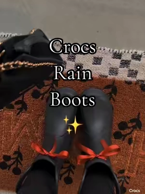 Crocs rain boots #TikTokshopbacktoschool #crocsnewarrivals #crocssuperbrandday #tiktokshopcreatorpicks #falloutfits @Crocs 