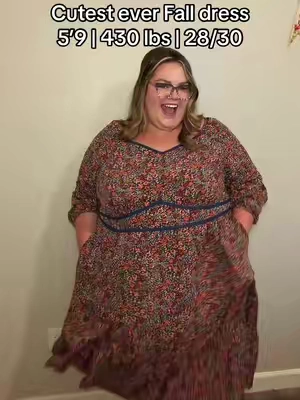 This is a win for the fall! #plussizefashion #plussize #plussizedress #fallplussizefashion 
