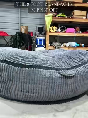 This thing is CRAZY COMFY! I want another one for the house 😵‍💫 HURRY bc it’s going viral currently and WILL sale out! #beanbag #8footbeanbag #furniture #backtoschool 