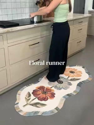 This floral pattern can completely change a space. #FloralRunner #RunnerRug #FloralHomeDecor #CozyHomeDecor #HomeDecorFinds