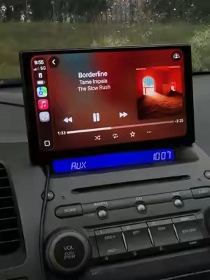 A CarPlay system for this price is crazy #carplay #carplayscreen #carplaysystems #TikTokshopbacktoschool #tiktokshopcreatorpicks 