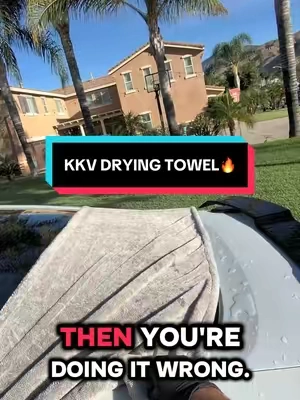 The Kkv drying towel is honestly THAT good! #fup #dryingtowel #cardetailing #carwash #tipsandtricks 