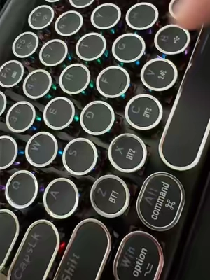 7KEYS RetroTypewriter Keyboard!  https://www.tiktok.com/t/ZP9htB7h4RNcr-vHoPK/ (Affiliate Link) @7KEYS World 