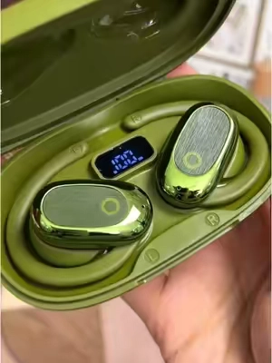 Acer has released a sports headset, which is waterproot and sweatproof. Come and have a look. #earbuds #wirelessearbuds #TechGadgets #tiktokmademebuyit #gadgets 