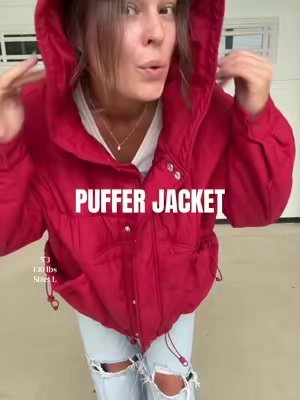 The perfect light puffer jacket!! #pufferjacket #pufferjacketoutfits #falljackets #falltransitionoutfit #quiltedjacket @TanmingFashion 