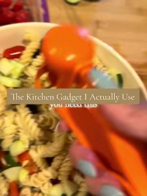 My favorite kitchen tool!  We use ours all the time for grapes, tomatoes and olives for pizza!  @Luvan-us #kitchengadgets #mealprep #saladprep #tiktokshop #grapecutter 