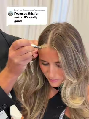 Replying to @Zeeeeeeeee platinum money piece ✨🤍 A bright, seamless face-framing blonde transformation in under 10 seconds! Perfect platinum blonde for that fresh, high-impact look 😮‍💨 @Giles Robinson #colorwow #moneypiece #highlight #roottouchup #rootcoverage 