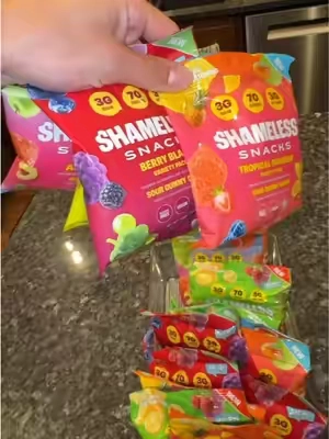 If you’ve wanted to try these now’s a great time #lowsugarcandy #lowsugar #candy #shamelesssnacks 