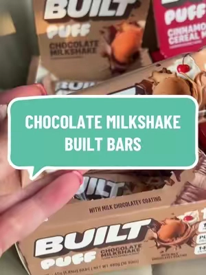 Chocolate milkshake are my FAVORITE! They just restocked & they’re already selling out fast again @Built Bar #proteinbar 