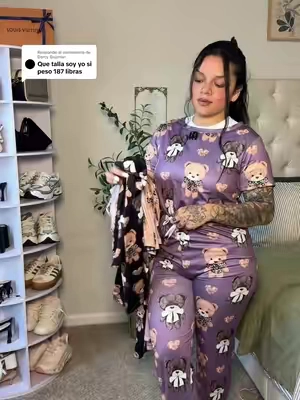 Respuesta a @Darcy Guzman le puede quedar M pero si las quiere más holgadas una M. 3 pijamas por un precio buenisimo, bonitas de beuna calidad suaves frescas #pijamasmujer #pijamaset #pijamascomodas #pijamaslindas #pijamaslindasycomodas 