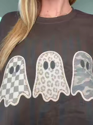 All of our favorite prints on one spooky season crewneck 🥰