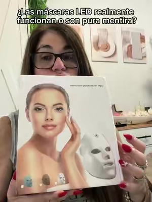 Complementa tu rutina de cuidado facial desde casa con esta máscara de luz LED ✨ Cuenta con 90 luces LED, protección para los ojos, banda ajustable y control con un solo botón. Según el modo utilizado, puede ayudar a mejorar la apariencia de la textura, las líneas finas, el enrojecimiento y algunos granitos. Los resultados varían y requieren constancia. ¡Búscala en el carrito naranja! 🛒 #MascaraLED #CuidadoFacial #RutinaDeBelleza #SkinCare #TikTokShop