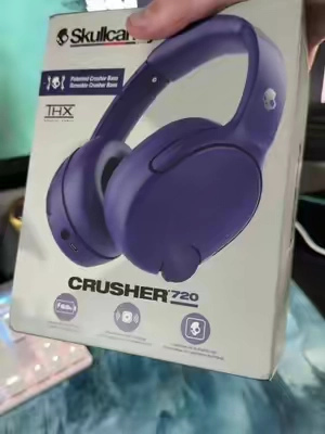 Someone must have messed up.. #skullcandy #crusher720 #skullcandycrusher #bass #loudbass 