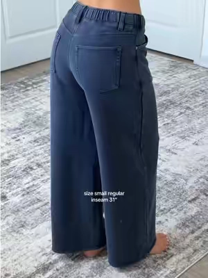 if you see your size… run 🏃🏼‍♀️🏃🏼‍♀️