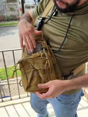 El bolso perfecto para llevar cosas pequeñas  #Tactical #Sling #Backpack #bolso 