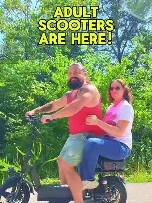 This adult scooter is great for short commutes, quick trips to the store, or just cruising around your neighborhood. Perfect for getting around easily! #scooterlife #commute #neighborhoodrides #easytransport #adultscooter