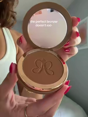 The way it blurs your skin>> 