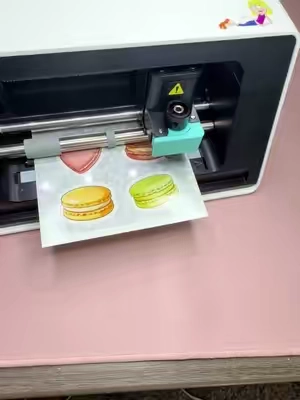 7672121474194443551