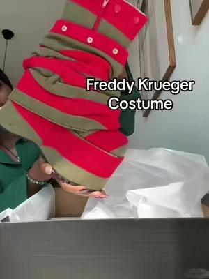 #halloween #halloweencostume #freddykreuger #costume #dollskill 