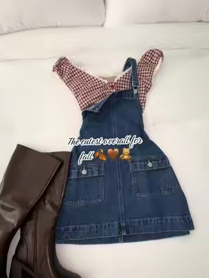 The cutest overall 🍁🤎 I’m 140 lbs and wearing a size small. It is on the shorter side, but you can adjust the straps to make it a little longer if you prefer! ✨ #falloutfit #overallsoutfit #overalldress #fallootd  #falloutfitinspo 