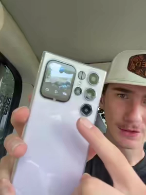 This phone is actually really cool #phone #coolgadgets #Tech 