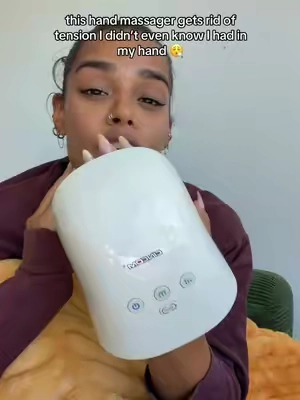 I didn’t know how much I needed this hand massager 😮‍💨 #tiktokshopcreatorpicks #handmassage #handmassager #handmassagerwithheat 