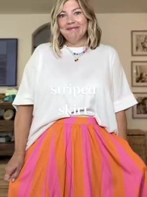 This skirt is so cute and so FUN!  🤩#fyp #TikTokFashion 