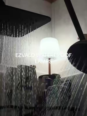 genuinely haven’t showered with the big light on in MONTHS  #waterproofshowelamp #showerlamp #showerwithmoxie #ambientlight #ezvalo 