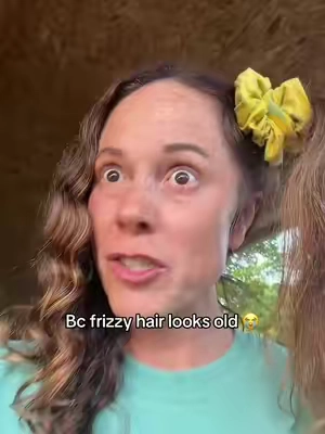 #frizzyhair 👵🏻