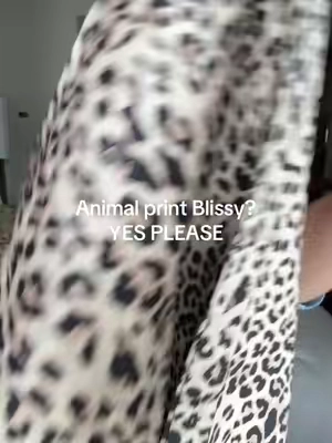 #tiktokshopbacktoschoolsale #silkpillowcase #blissy #pillowcase #animalprint 