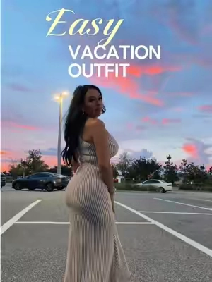Easy comfortable and stylish matching two piece mermaid style skirt set that’s perfect for styling a vacation 🌴 look #vacationoutfits #twopieceset #maxiskirtoutfit #womensfashion #TikTokshopbacktoschool 