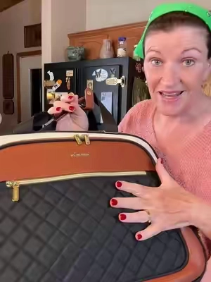 A personal travel item bag with wheels! TSA approved as a personal item for most airlines, has a handle for easy transporting compartments and zippered pockets including padded laptop compartment. #travelbag #carryon #luggage #TikTokshopbacktoschool #TikTokShopCreatorPicks @LOVEVOOK 