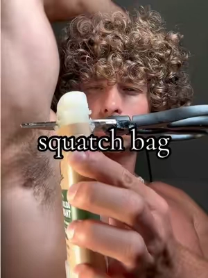 my favorite part is the bag #drsquatch #squatch #deodarant #toiletrybag #menshygienetips 