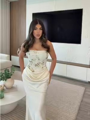 Size: XS The sequin top with the silk bottom, gives it the most beautiful contrast it’s so versatile I could’ve worked for so many different occasions!! #bride2026 #vacationoutfits #sequindress 