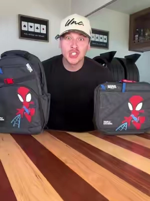 back to school just got easier #spiderman #lunchbox #backtoschool #backtoschoolshopping #TikTokshopbacktoschool 