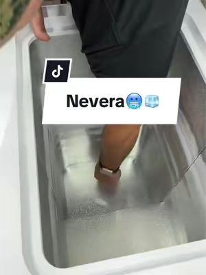El tamaño perfecto, ligero y compacto!!!COWSAR 1.8 Cu.Ft Chest Freezer with Removable Basket and Bottom Defrost Water Drain Freestanding Top Open Door, Deep Freezer, Icebox, Cold Storage, Food Preservation, Mini Freezer with Adjustable 7 Thermostat for Home #deepfreezer #freezer #kitchenmusthaves #tiktokshopcreatorpicks #BackToSchool @Cowsar Appliance 