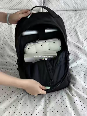 Love this clean vibes🖤 Mine is large version #backpack #packmybag #bagsmartbackpack #bagsmart #backpackreco 