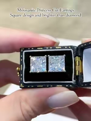 Moissanite Princess Cut Earrings✨Square design and brighter than diamond💎#earrings #earring #moissaniteearrings #moissanite #TikTokShopSummerSale #delzzad #waterproofjewelry #jewelry #giftideas #2026 #viral #delzzadjewelry #nontarnishjewelry #beautiful #luxury #affordable #diamond #diamondtester #GRA #squareearrings #silver #silverjewelry #s925 #s925silver