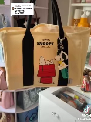Replying to @Jenndens shop the cutest peanuts snoopy tote bag! 😍 #totebag #snoopy #snoopydog #cutetotebag #cutebag 