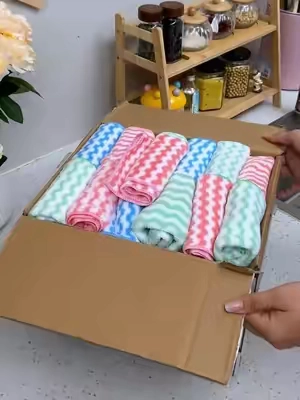 ¡Yaeshoradecambiarlostraposdelacocina! Estepañoderayasesmuypráctico,absorbebienelaguayayudaareducirlapelusa. ¡Unbásicoparalalimpiezadelhogar! #TikTokFinds#Regalos#LimpiezaDelHogar#PañoDeLimpieza