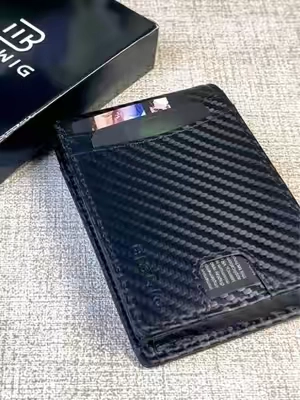 Say goodbye to bulky wallets that bulk up your pocket🥹This slim foldable wallet fits easilv inside your front pants pocket. #NewDropsForYou #tiktokshopfinds