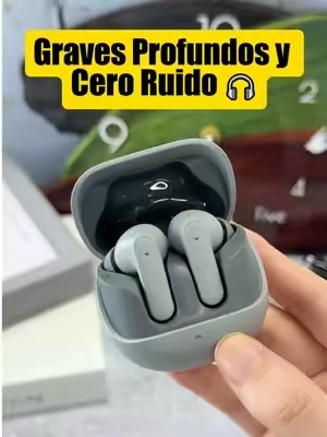 No podía creer que la calidad de sonido fuera tan increíble, de verdad vale cada centavo.#earbuds #wirelessearbuds #summervibes #earphones #translationearbuds