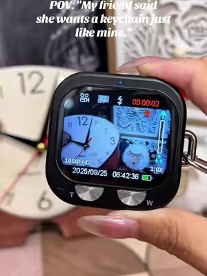 😍Girls! Join your New Year's wish list! Girls! Don't miss this mini camera! toilt can also be hung on the bag as an accessory.👛👛 #minidigicam #summerwins #digitalcamera #ccd #tiktokshopdealsforyoudays 