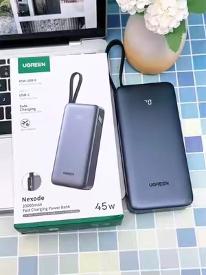 A compact power bank that keeps your devices charged anywhere. Perfect for travel, work, and everyday use. ✈️ Travel essential 🔋 Never run out of battery 📱 iPhone/Samsung emergency power 🎒 Everyday carry (EDC) #UGREEN #PowerBank #FastCharging #TravelGadgets #TikTokshopbacktoschool 