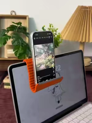 Bends any way you want — the most practical stand for your phone and tablet#PhoneStand  #ContentCreator #techaccessories #summerfinds #tiktokshop 
