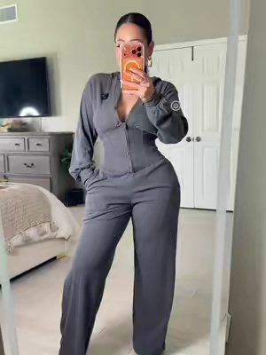 Jumpsuit con capucha, cintura marcada y pierna ancha. #Cider #Jumpsuit #FallFashion #Streetwear #tiktokshopforcreatorpicks @Cider 