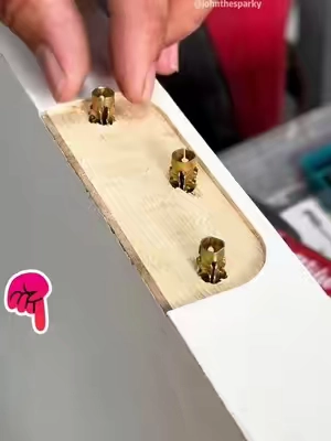 ¡Es la mejor sujeción que he usado jamás! #Doorhingerepairscrews #Expansionfixationbolts #DIY #tiktokshop #Damagedthreadrepairtool