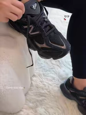 New Balance 9060 Black 🤩 #flykicks #ttsneakersweek #tiktokshopsummersale #newbalance #womenshoes 