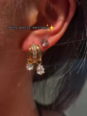 This fits into my life way too easily.☀️🥰💖 #Dearmay #jewelry #earrings #dealsforyoudays #giftguide 