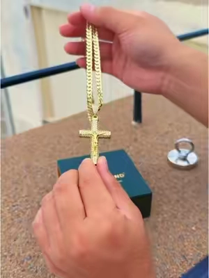 #jewlery #necklace #holylegendjewelry #cross #jesus #14kgold #fyp 